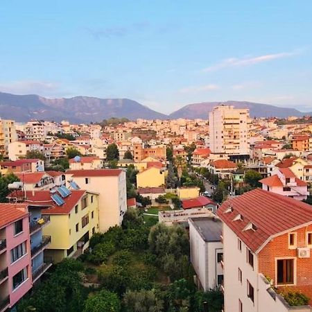 Avi - Daily Rent Apartment Tirana Exterior photo